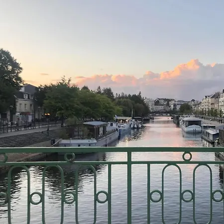 Le Perroquet - Vue Erdre - T2 * Нант